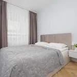 Διαμέρισμα Beige In With Parking And Air Conditioned Living By Renters Βαρσοβία
