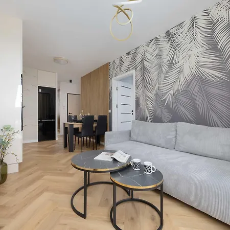 Beige In With Parking And Air Conditioned Living By Renters